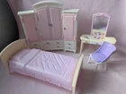 Vintage Barbie Living in Style Bedroom Furniture Playset 2002 Mattel!