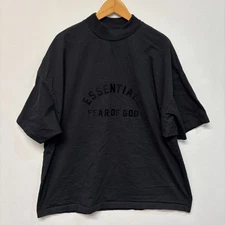 Fear of God Essentials Short Sleeve T-Shirt Tee Top Size Medium Black D056 -1