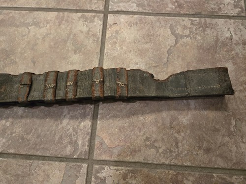 Antico campanello a slitta ottone cinturino pelle 23 petali campane incise 41" Natale - Foto 13 di 16