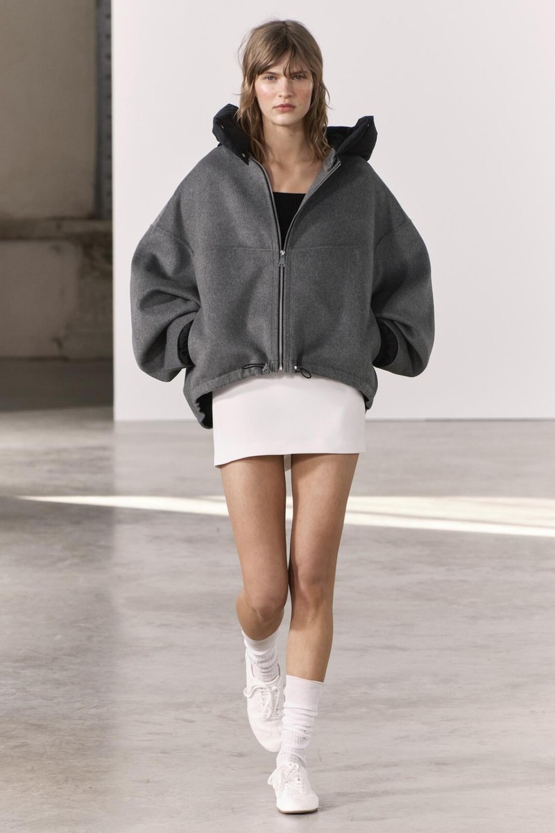 ZARA デタッチャブルディテールボンバージャケット フェルトテクスチャー ボンバージャケット - バーガンディ