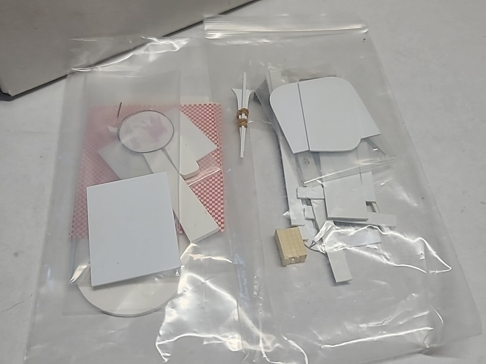 NIB Twin Whistle Sign & Kit Co. HO Scale Deco Gas Station Mobil Oil