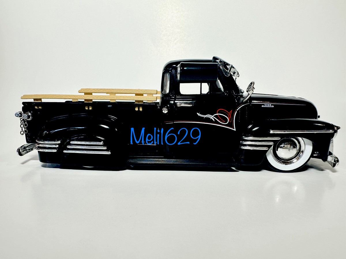 Jada 1:24 Street Low 1951 Chevrolet Pickup (Black) W/Baby Moon