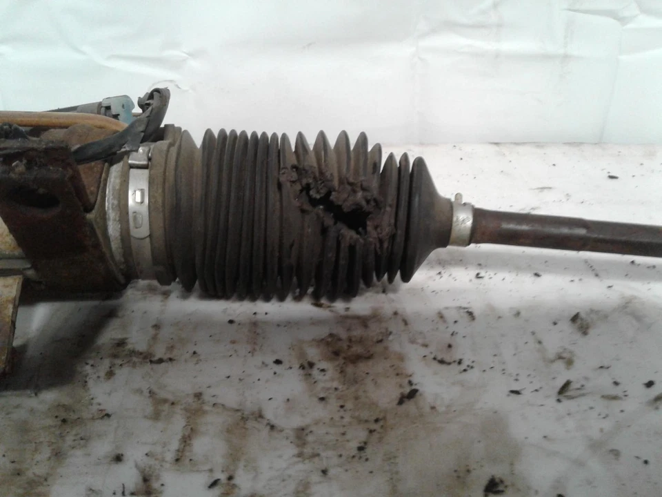 Used Rack and Pinion Assembly fits: 1998 Pontiac Bonneville Power Rack and Pinio Foto 3 de 4