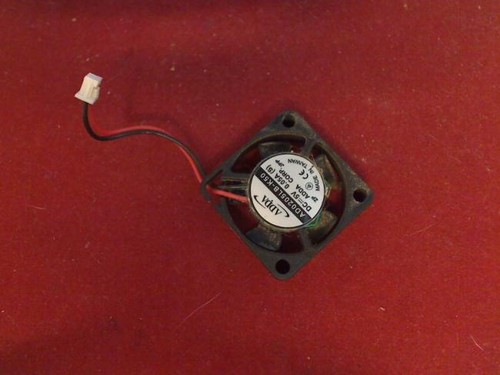 Gehäuse Lüfter Kühler FAN Clevo 2700T