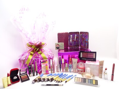Happy Mothers Day 2025 Geschenkset für Frauen Luxus Beauty Box, Make Up, Parfum
