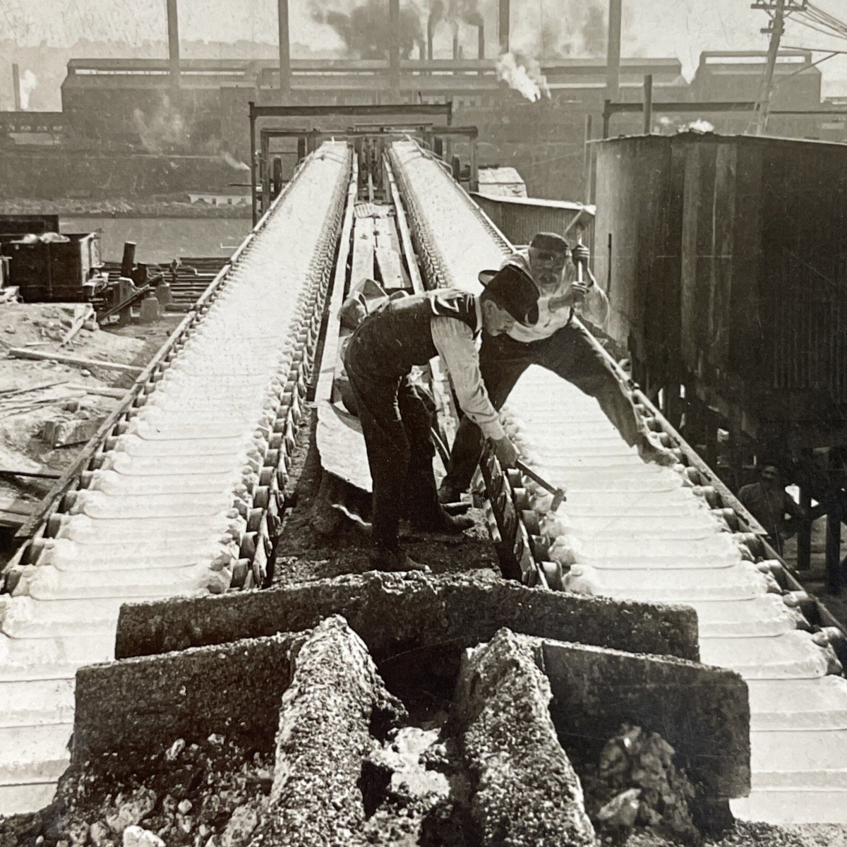 Steelworker、 Pittsburgh/ユージン スミス/ポスター Steelworker、 Pittsburgh/ユージン スミス/ポスター Amazon.co