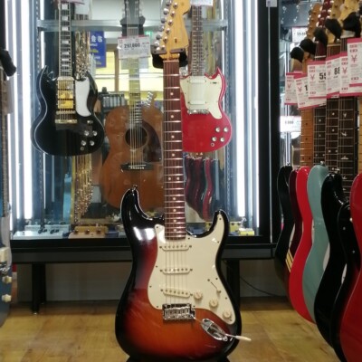 Fender] American Standard Stratocaster 3 Tone Sunburst USA 2012