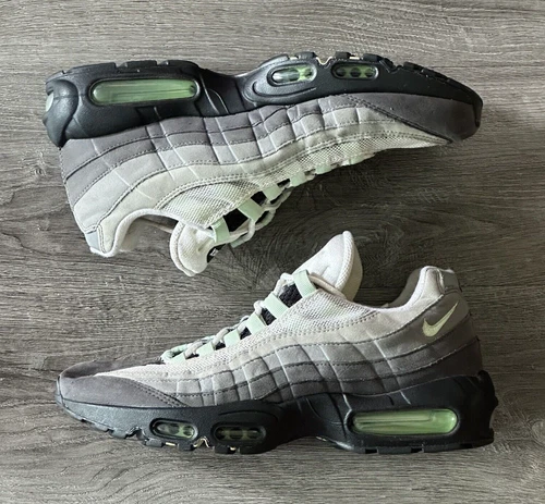 RARE Nike Air Max 95 Fresh Mint Gray Mens Shoes CD7495-101 Size 9