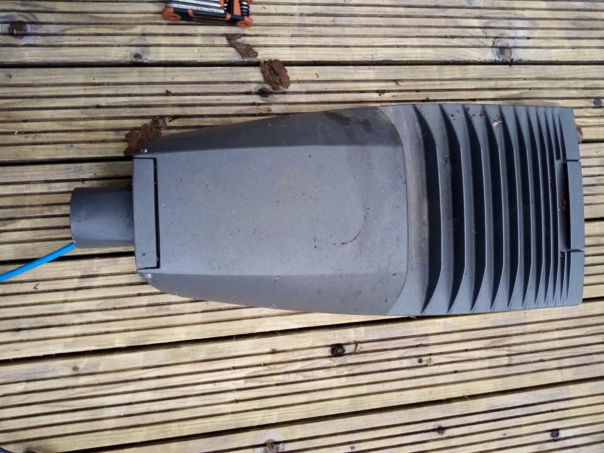 Philips luma street light online