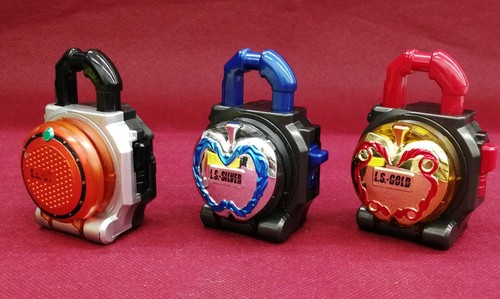 Bandai Dx Sengoku Driver Rock Seed Set Kamen Rider Gaitake - Picture 5 of 8