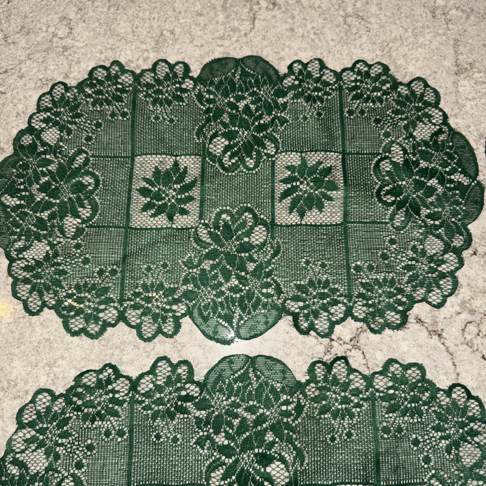Set Of 4 Dark Green Lace Doily Mat Flower Floral Doilies Plants Christmas