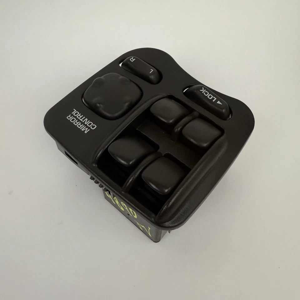 00 01 02 SATURN SL1 SL2 SW1 SW2 4D СЕДАН главный выключатель стеклоподъемника OEM - Изображение 4 из 4