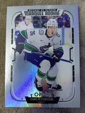 Elias Pettersson CANUCKS 2025-26 O-Pee-Chee Marquee Rookies Rainbow Foil RC /350
