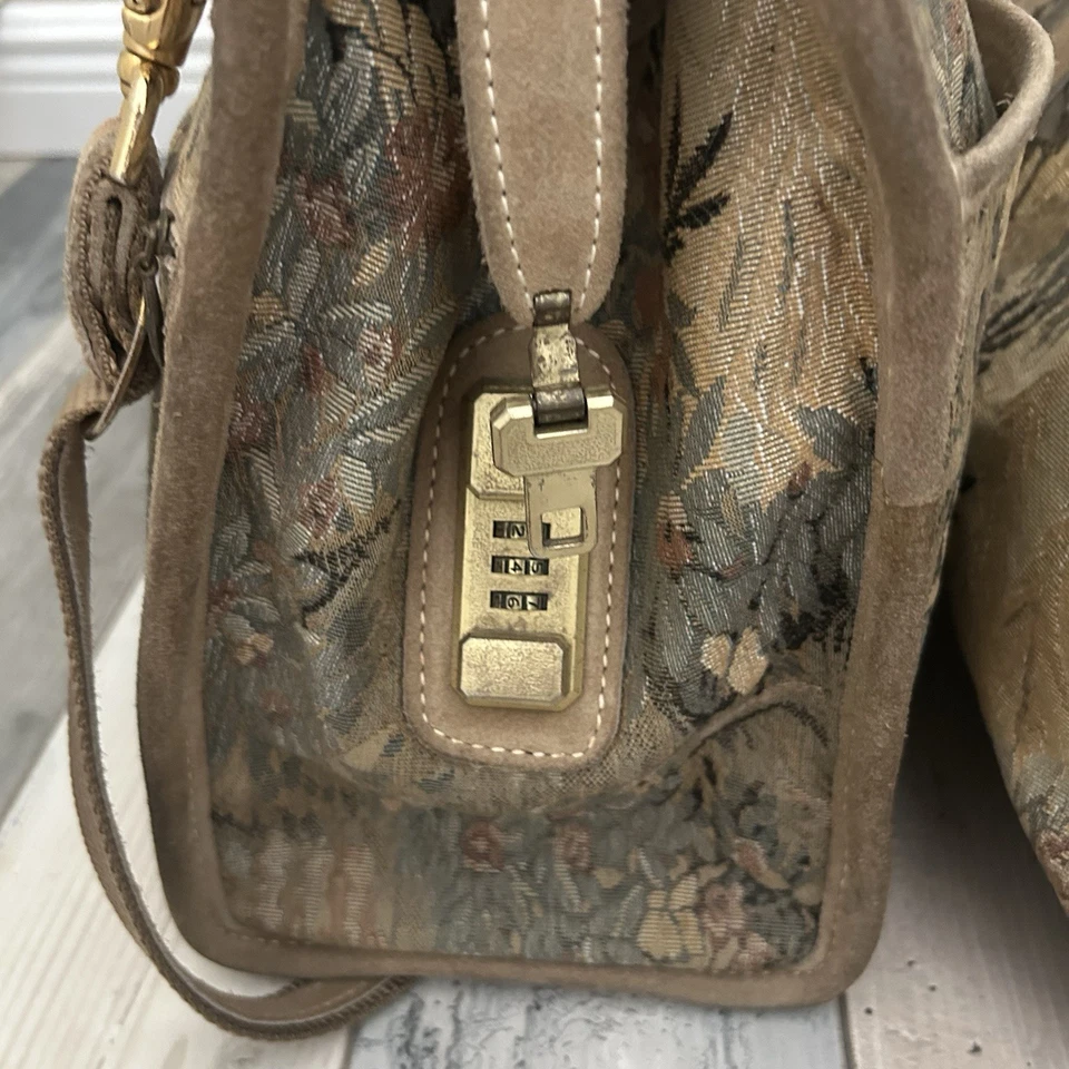 VINTAGE FRENCH LUGGAGE CO Floral Paradise SUEDE TAPESTRY 20”Carry On Duffle Bag - Image 4 of 4