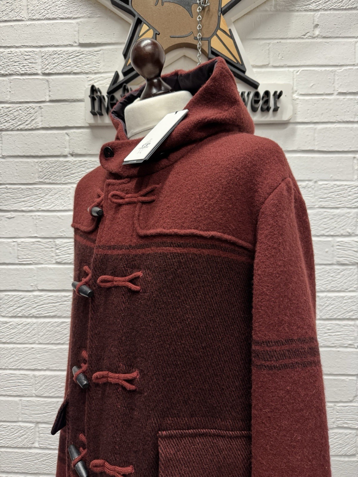 C.P. Company 189A  C.P. Duffel Jacquard Coat in red -Size 50 / Large. thumbnail 7