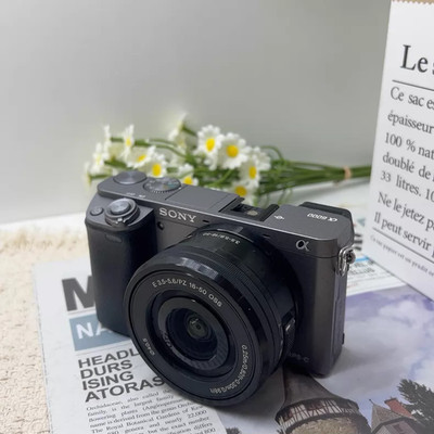 Sony Alpha A6000 Mirrorless Digital Camera Kits with 16-50mm lens -95% New Gray