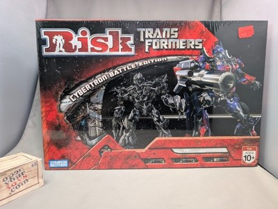 Brand New 2007 Parker Brothers Risk Transformers Cybertron Battle Edition Sealed