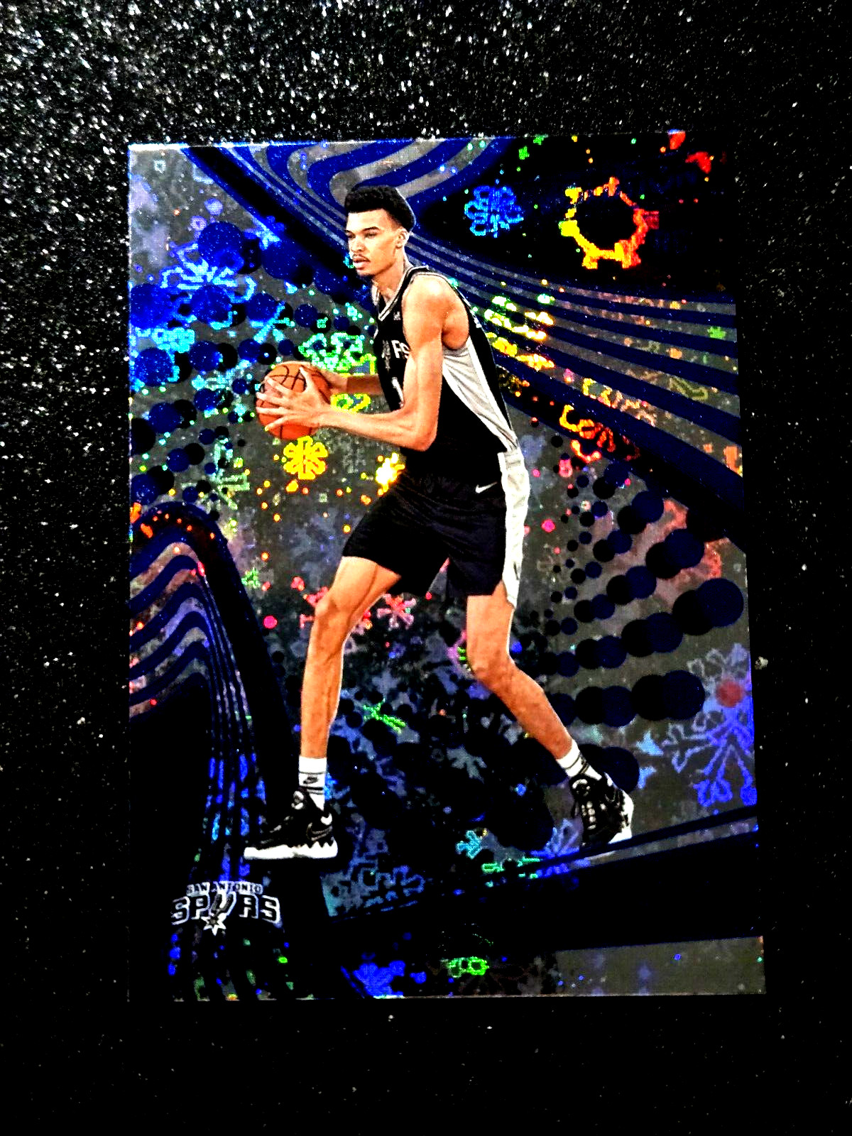 2023-24 Panini Revolution Victor Wembanyama Rookie Holo Foil Winter RC #104 💥 view 9