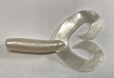 4  Finesse Double Tail,  Curl tail, Twin Grub, Bass Lure Pearl 25