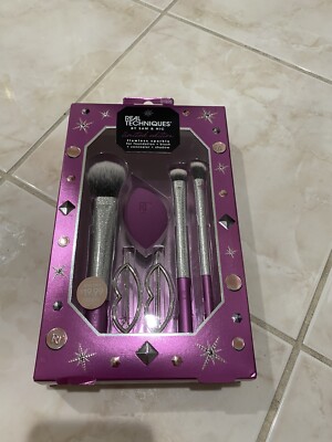 real techniques brush set Flawless Sparkle Foundation, Concealer, Blush, Shadow