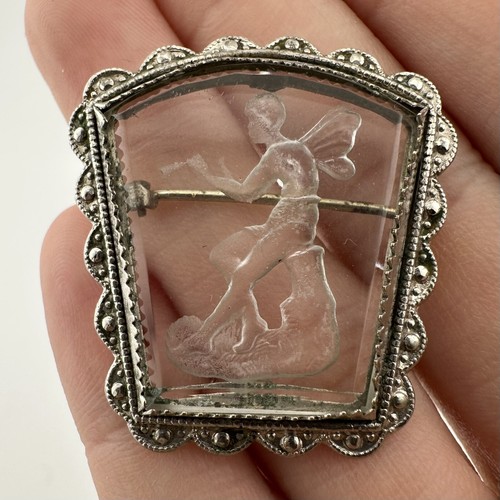 Vtg Reverse Carved Intaglio Glass Pin Brooch Fairy Angel Pied Piper w Horn - Picture 12 of 13