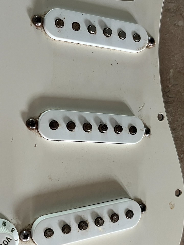 lefty 2007 Fender MIM Stratocaster guitar pickguard pots pickups eBay