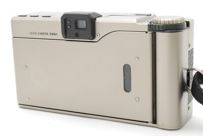 ★美品★ライカ LEICA minilux SUMMARIT 40mm f2.4 Leica Minilux Summarit 40mm f/2.4 Point & Shoot Film Camera