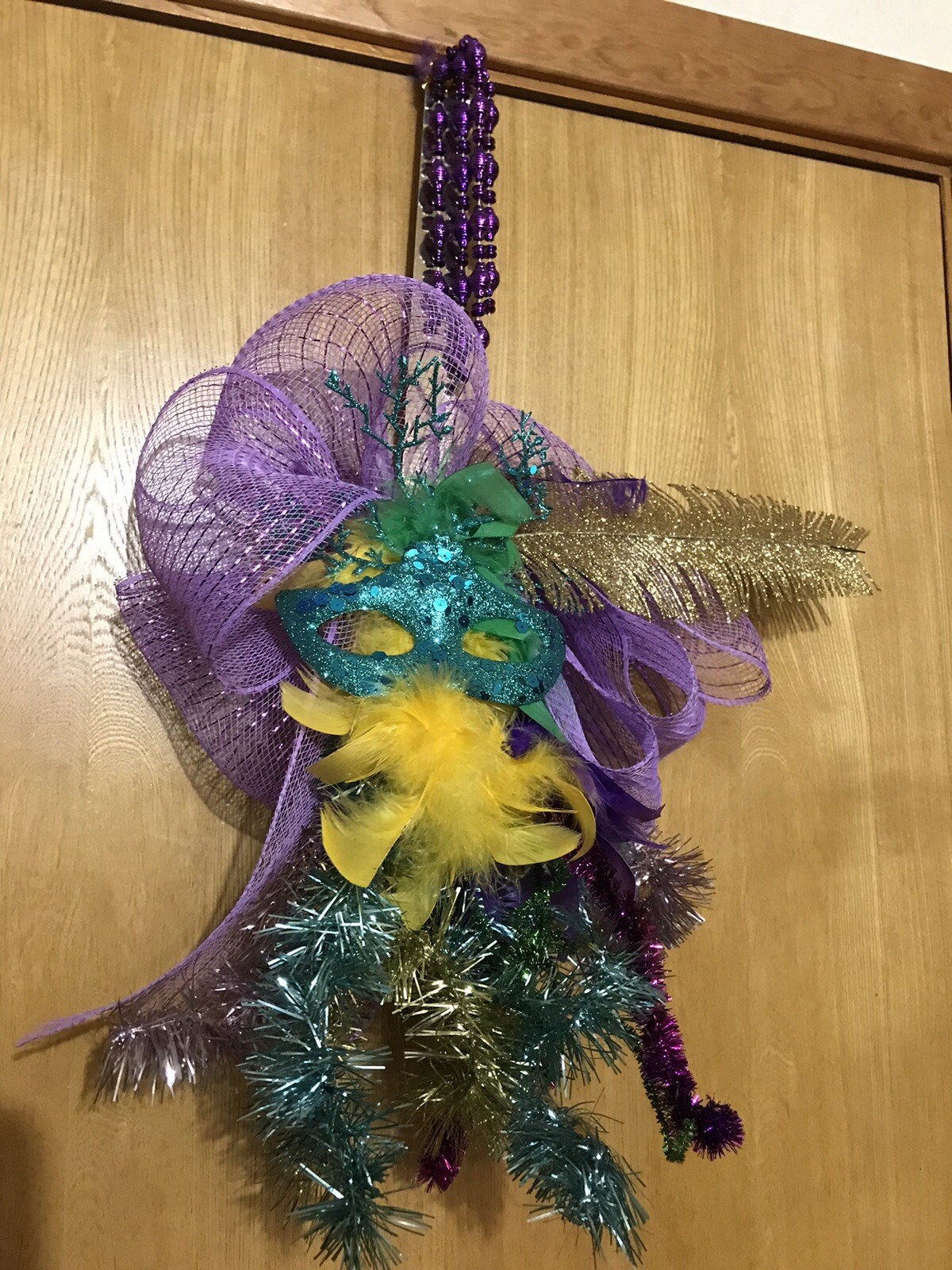 Mardi Gras Door Hanger Decor