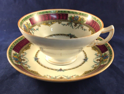 Paar Minton Bone China Teetassen & Untertassen