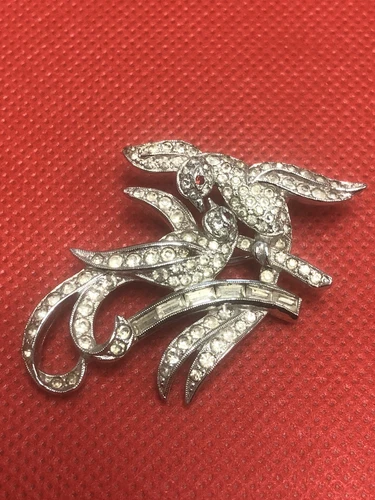 VTG MARCEL BOUCHER STYLE CLEAR AND RED ROUND & BAGUETTS RHINESTONES BIRDS BROOCH