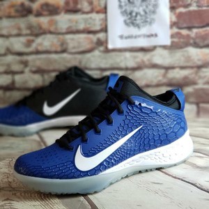 nike force zoom trout 5 turf