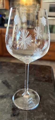 Set Of 9 Etched Dandelion Wine Glasses 8 1/4” X 2 1/2” Sparkly Clean - Picture 3 of 14