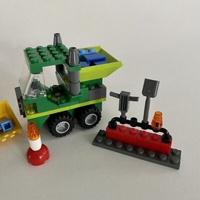LEGO Creator 5930 Road Construction 100% Complete with all pieces and Minifigure