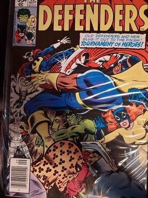 DEFENDERS #63 (Marvel, 1978) ''Defender For A Day'' Tons of Guest-Stars