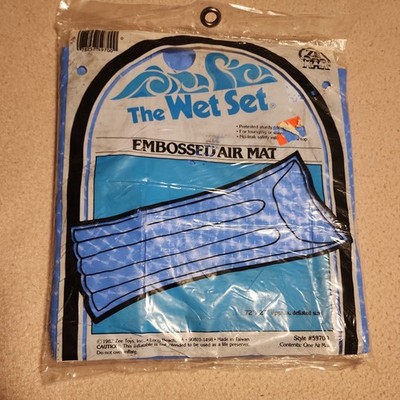 Vintage 1982 The WET SET Embossed Air Mat Zee Toys 72x27 Pool Float Style #59700