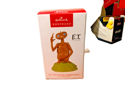 Hallmark Keepsake  E.T. - Extra-Terrestrial  2022 Light & Sound Ornament NEW