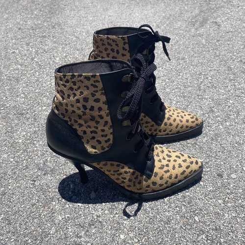 VTG Y2K Suede Cheetah Leather Lace Up Pointed Toe Heel Ankle Booties Size 8 - Picture 4 of 9