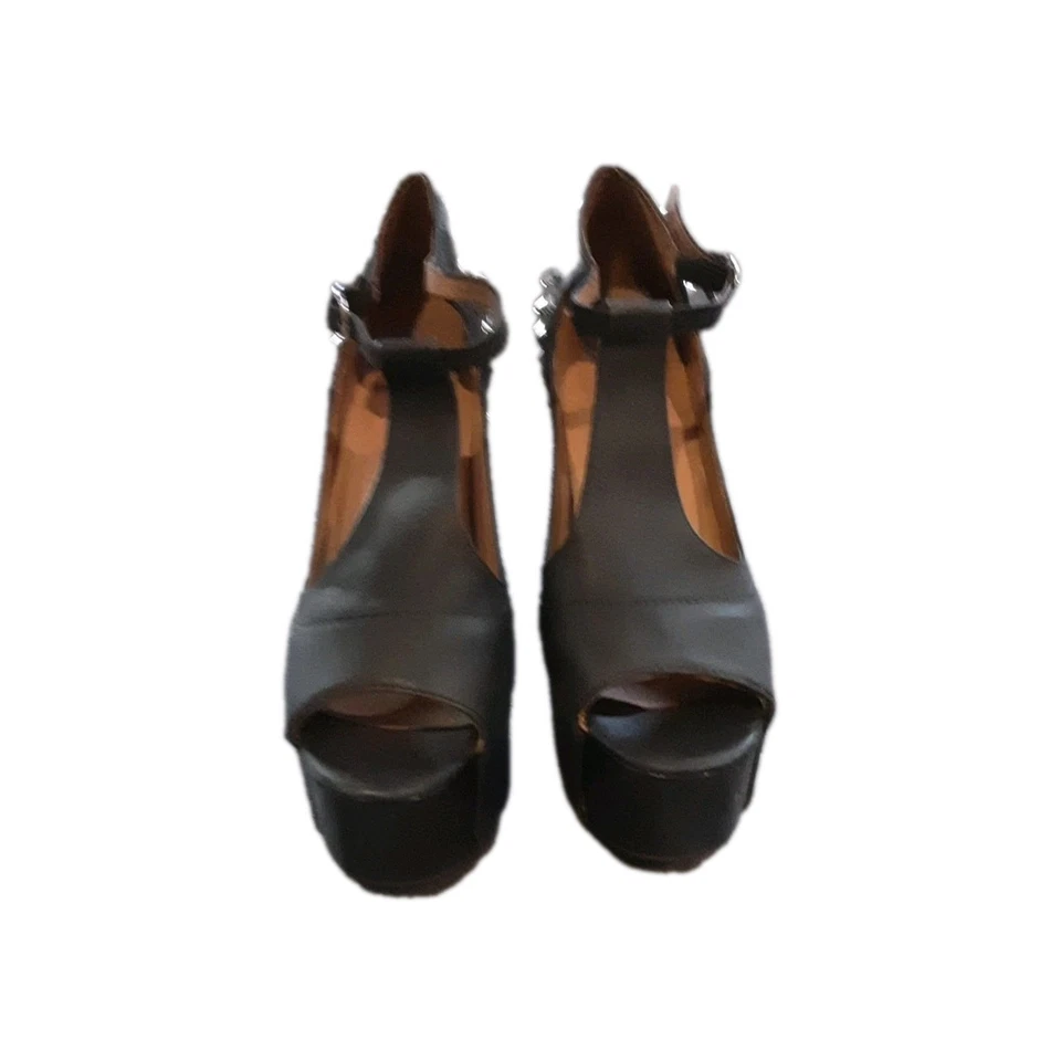 JEFFREY CAMPBELL Foxy Spike Negro Plataforma Tirantes Tacones Tachonados Talla 6.5 (37) Foto 2 de 4