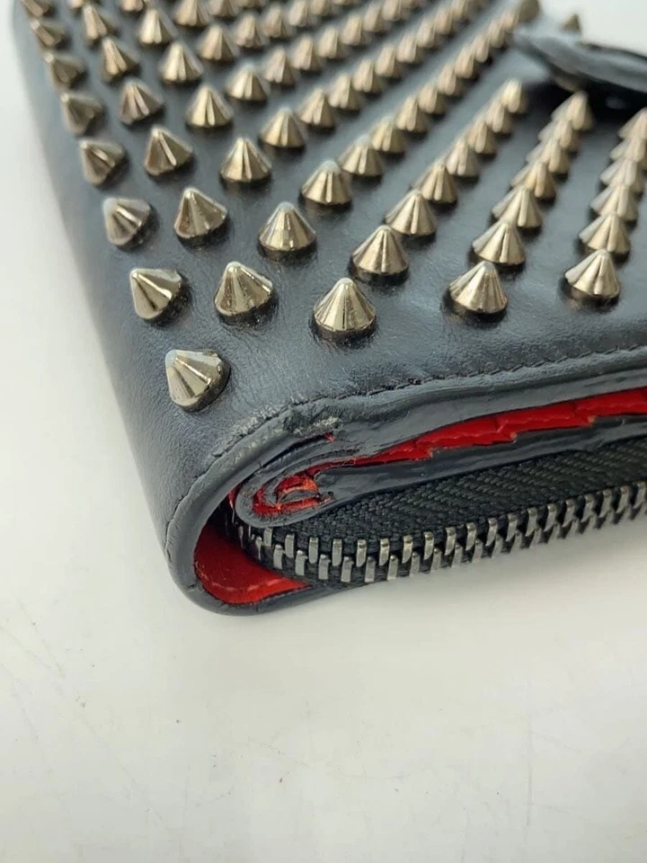 Christian Louboutin Panettone Authentic Black Spike Leather Bi-fold Wallet Purse - Image 4 of 4