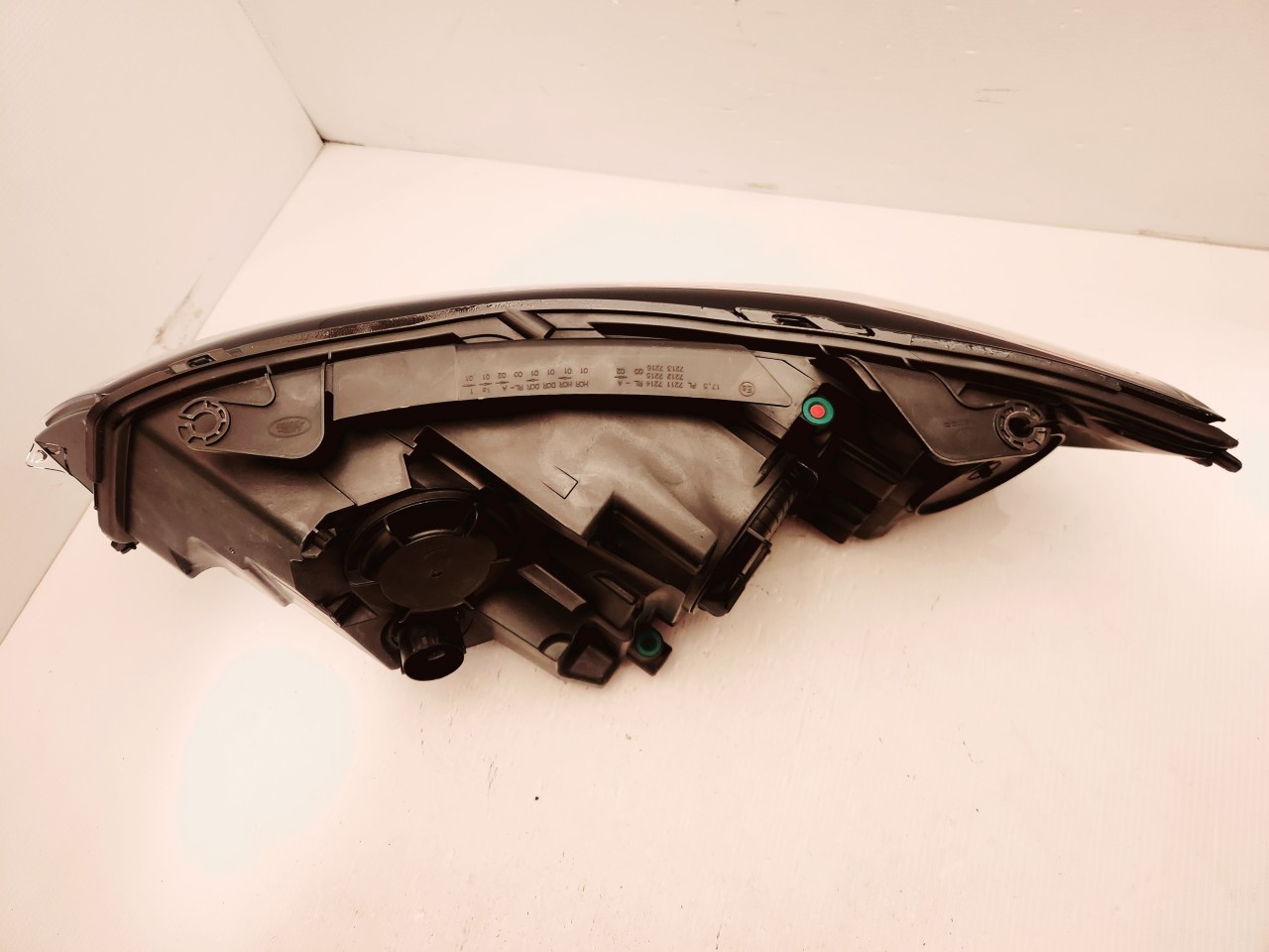 Land Rover Discovery Sport Right Xenon HID Headlight 15 16 17 18 19 OEM