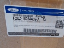 New Ford Oem Door Latch Assembly F2uz-15264a32-a New Ford Oem Door Latch Assembly F2uz-15264a32-a
