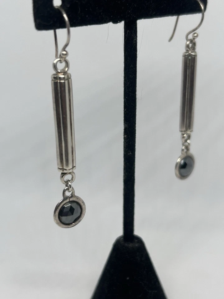 Pendientes colgantes de hematita de plata John Hardy Foto 2 de 4