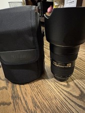 Nikon AF-S 24-70mm F/2.8 G ED Lens for Nikon F mount, includes hood and bag. 