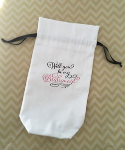 “Will you be my Bridesmaid?” white pink champagne wine gift bag