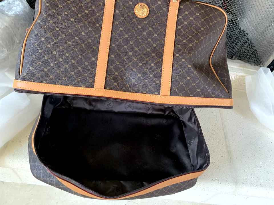 正品 Rioni 签名 Duffel Dome 日内瓦 旅行包 STA-20051 额外隔层 — 第 4/4 张图片
