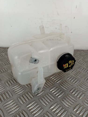 FORD RANGER 22-23 COOLANT EXPANSION TANK / RESERVOIR MB3G-8A080-AD - Picture 4 of 6