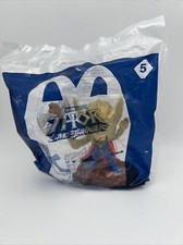 McDonald  s Happy Meal Toy GOLDEN ARMOR THOR Love and Thunder 5 Toy GR1