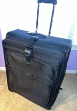 Travelpro FlightPro 2 Large Softside Expandable Luggage Bag 30" Black Check-In