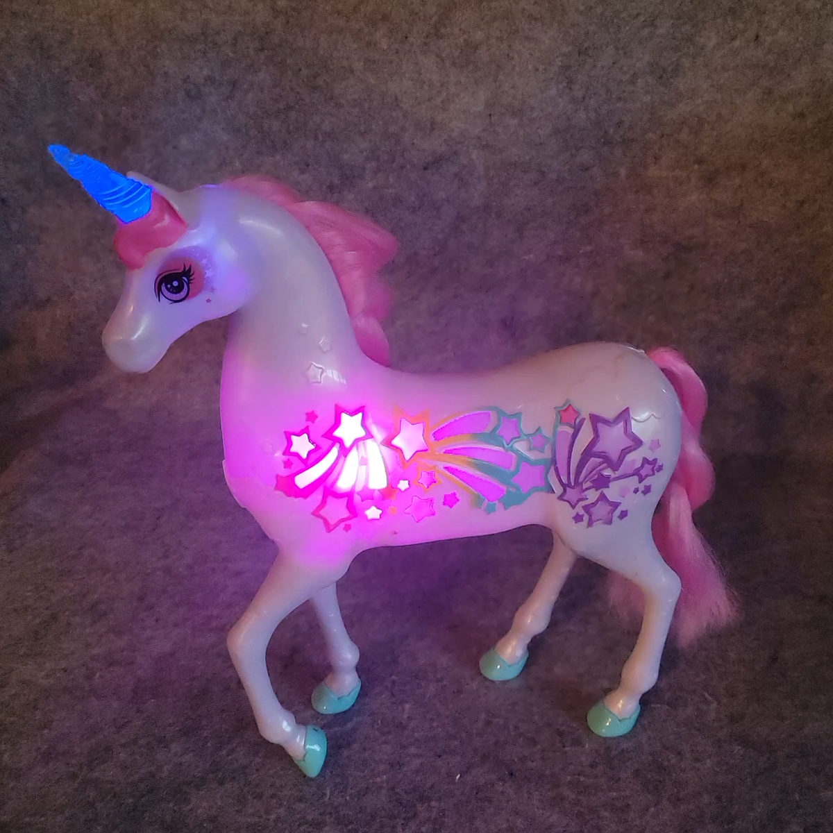 Barbie Dreamtopia Sparkle Unicorn Horse Doll Mattel 2018