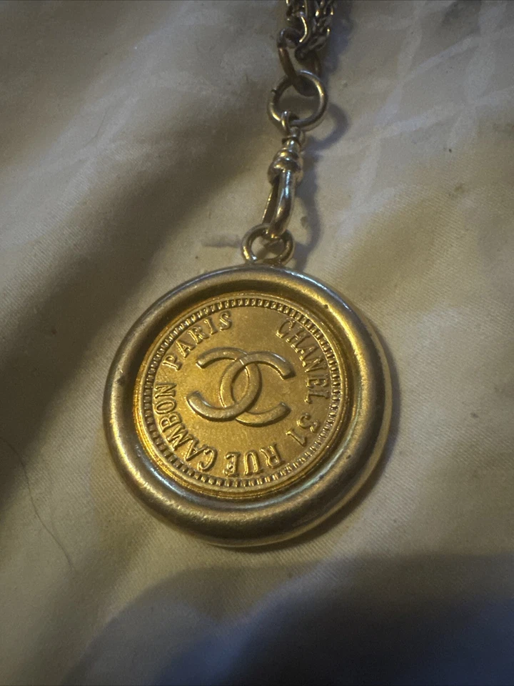 Colgante Chanel Foto 2 de 2